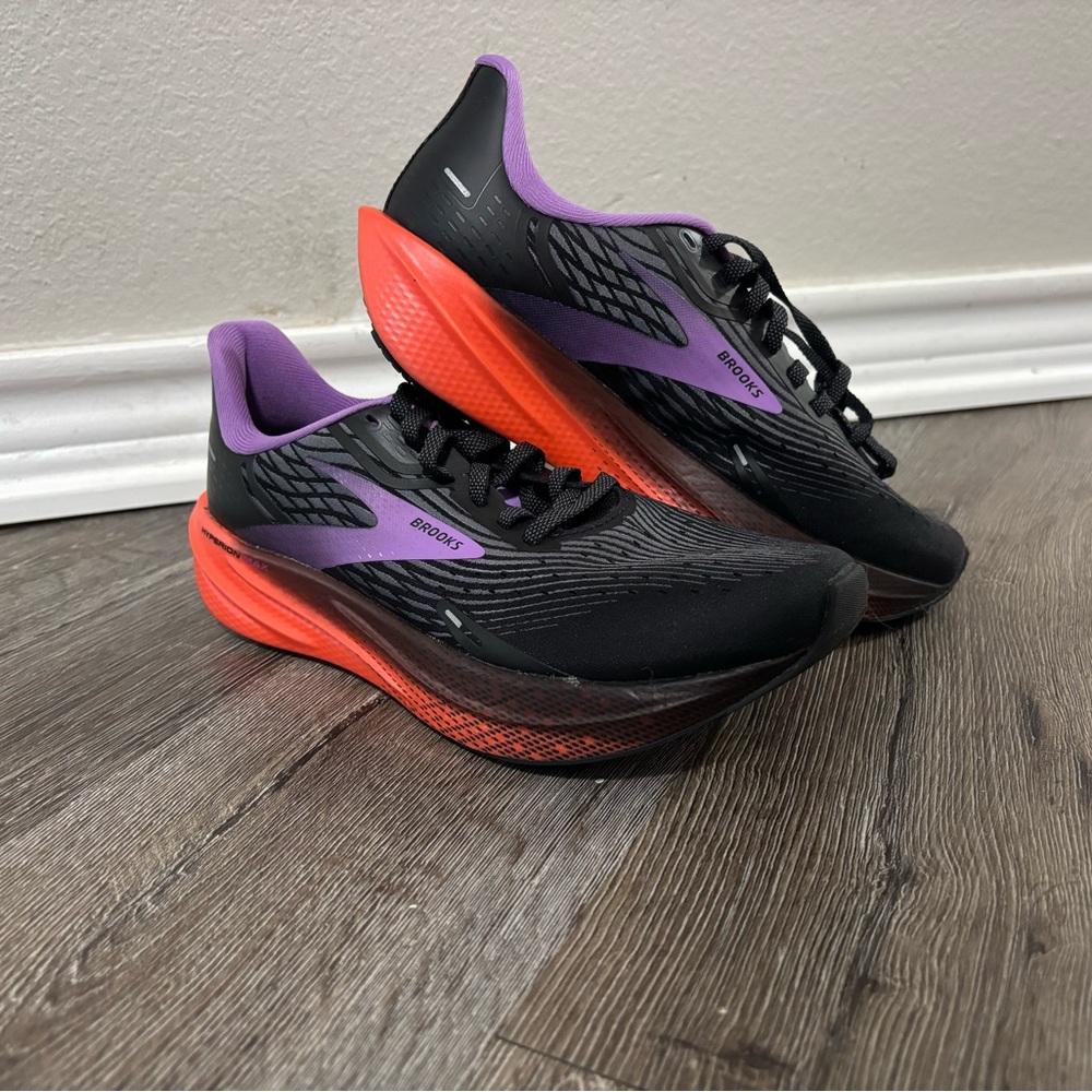 Brooks Women's Hyperion Max Running Shoes Size 7.5